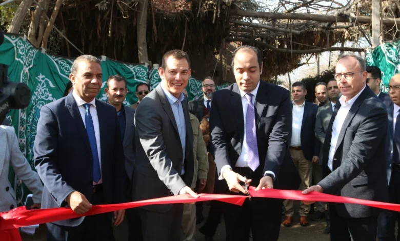 جانب من افتتاح المشاريع الجديدة