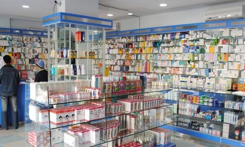 صيدليات - ارشيفية