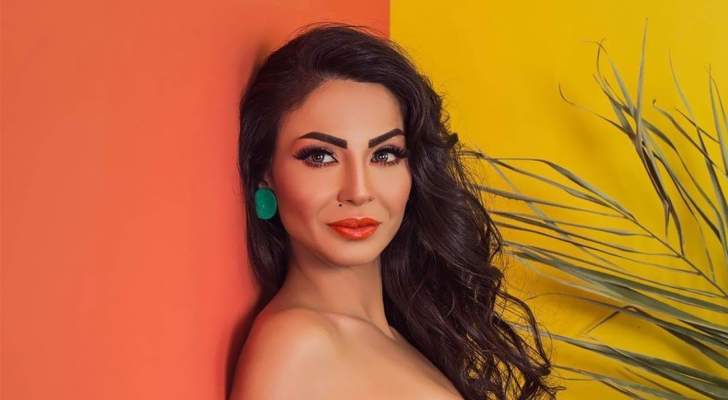 دوللي شاهين