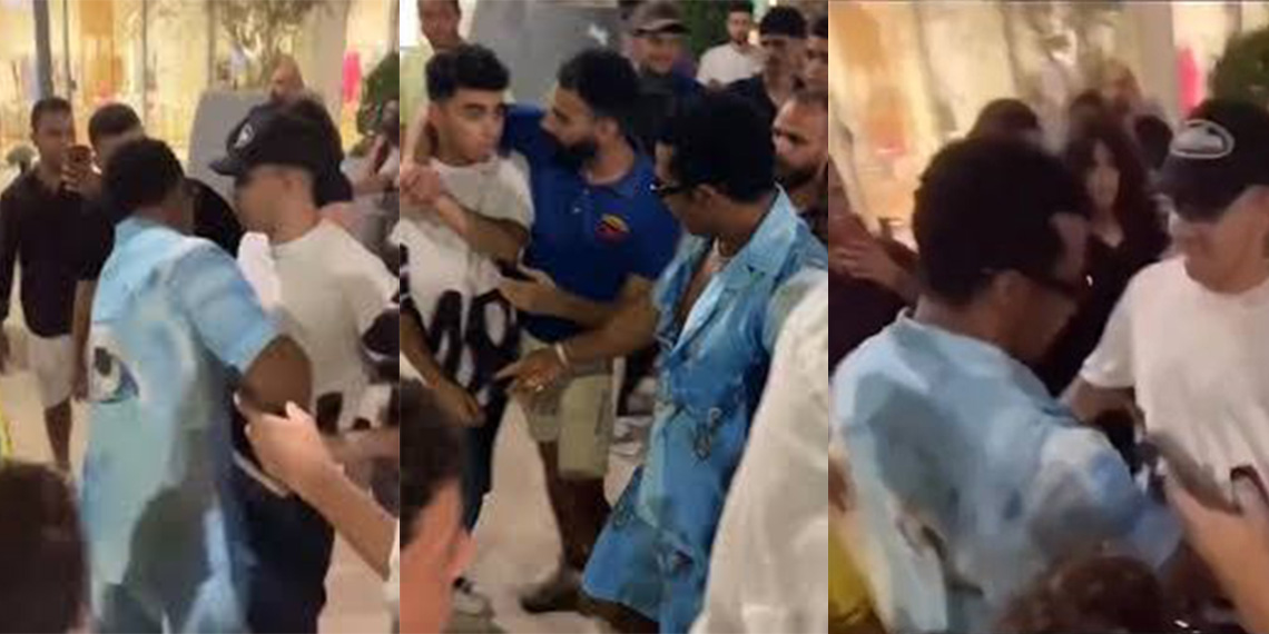 محمد رمضان يصفع شابا