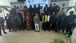 وزير الشباب والرياضة