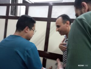 وكيل وزارة الصحة بالشرقية يطمئن على المصابين