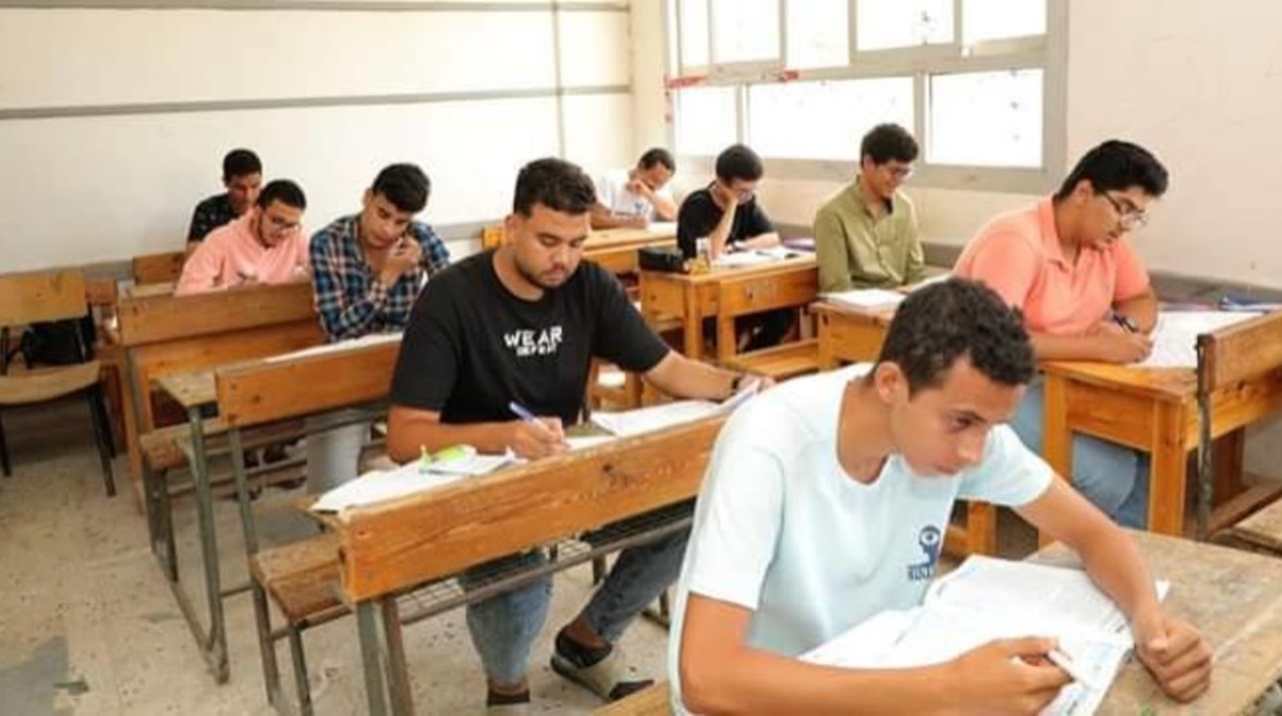 طلاب الثانوية العامة
