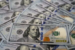 سعر الدولار اليوم