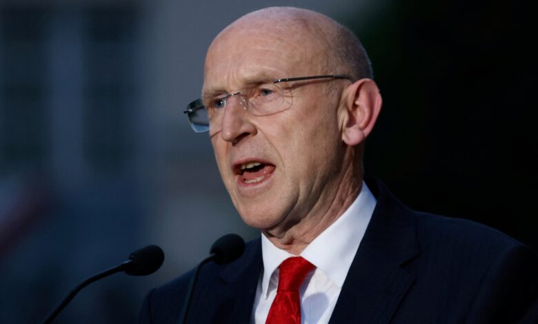 وزير الدفاع البريطانى