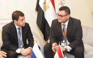 وزير الإسكان 