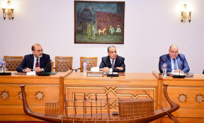 وزير الخارجية