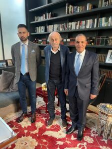 وزير الخارجية