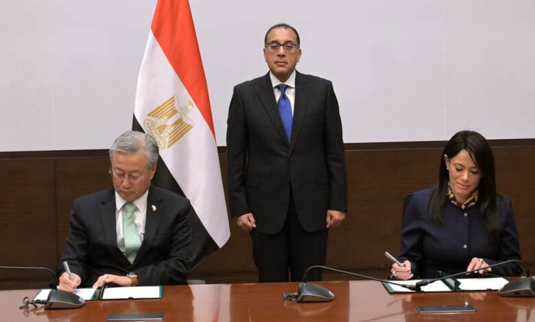 توقيع خطابات المنح الكورية بقيمة 8 ملايين دولار