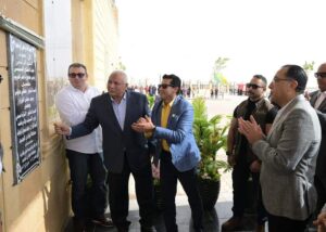رئيس الوزراء يفتتح نادي الهجن والفروسية الدولي في الخارجة بالوادي الجديد
