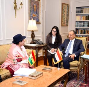 وزير الخارجية يستقبل نظيرته البوليفية