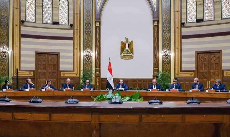 الرئيس السيسي يلتقي برؤساء الشركات الدولية المشاركة في النسخة الثالثة من المعرض الدولي