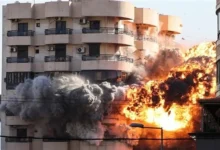 تدمير مبنى سكني في غارة من الاحتلال أرشيفية