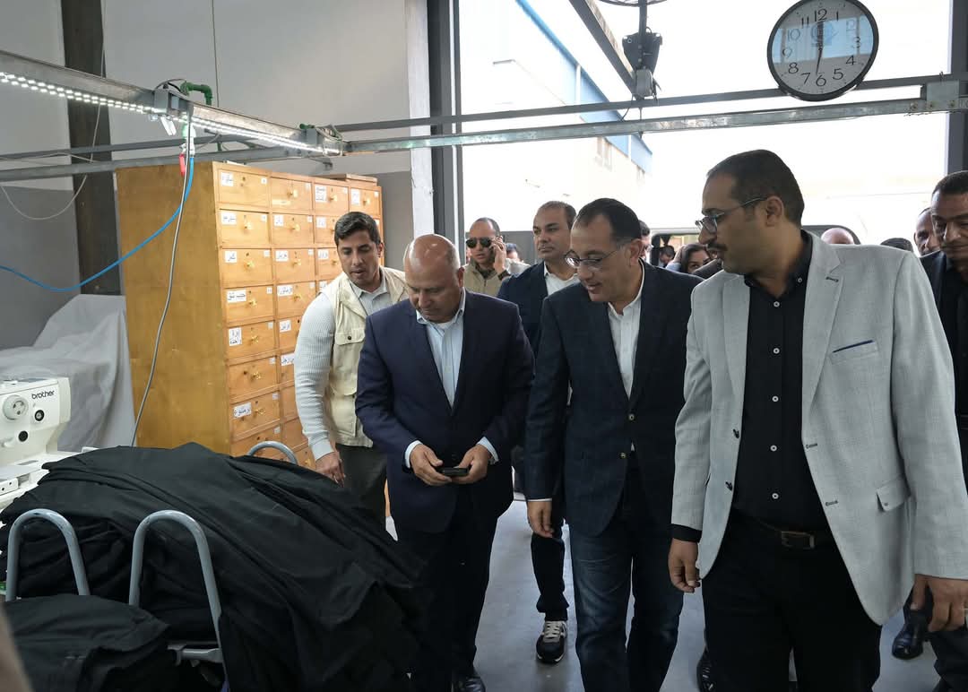 رئيس الوزراء يتفقد مشروعات صناعية واعدة جنوب بورسعيد