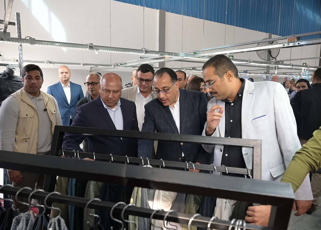 رئيس الوزراء يتفقد مشروعات صناعية واعدة جنوب بورسعيد