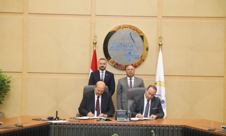 مصر تنطلق نحو ريادة تخريد السفن: مشروع ضخم بميناء دمياط