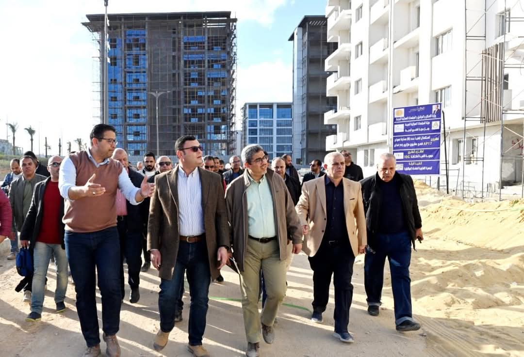 وزير الإسكان يتابع اللمسات الأخيرة بأبراج العلمين ويشدد على تسليم المشروعات في مواعيدها