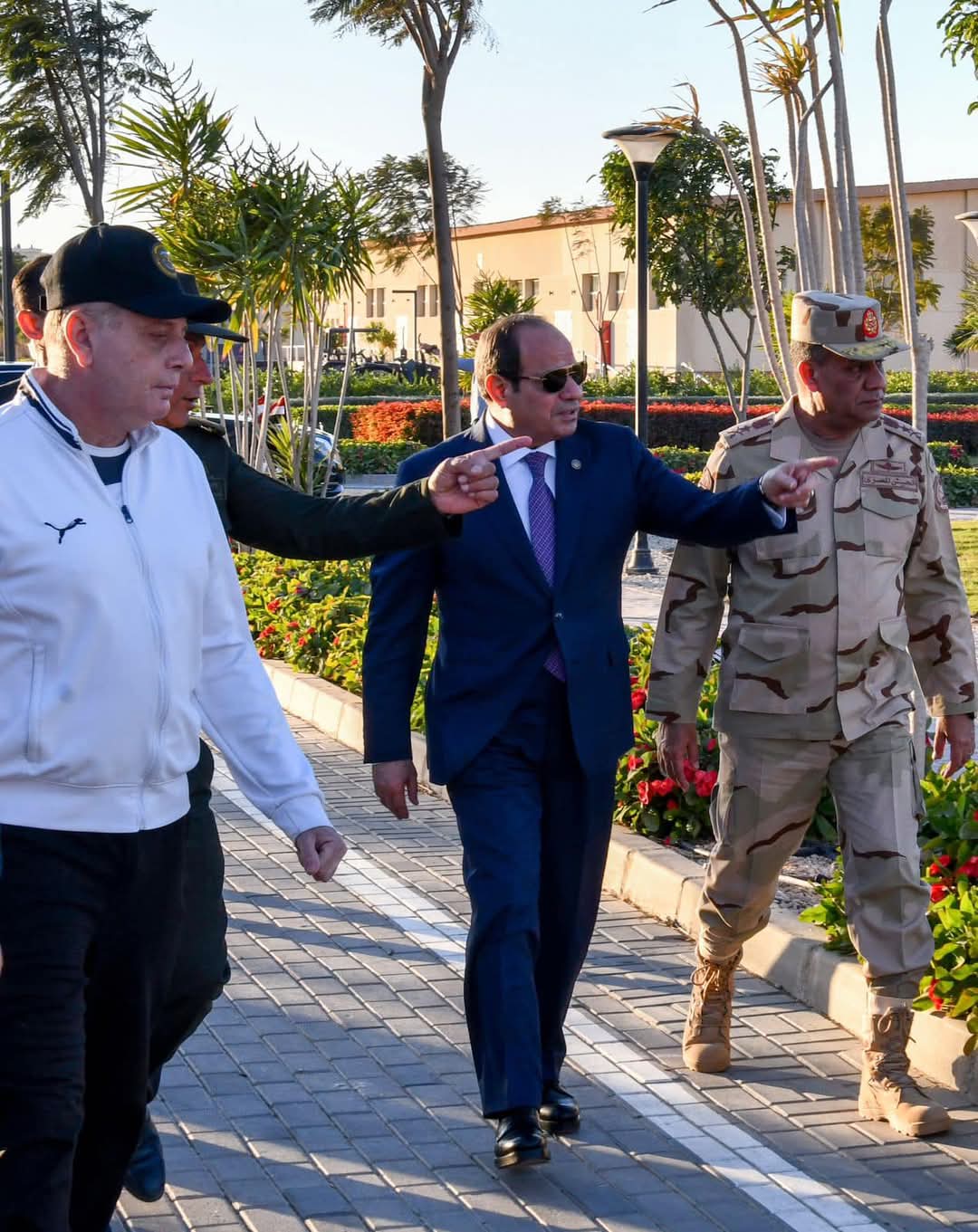 الرئيس السيسي يجري زيارة تفقدية للأكاديمية العسكرية المصرية