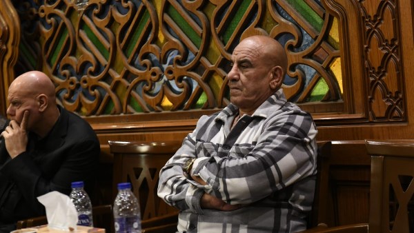 محمد لطفي من عزاء والد ياسمين عبد العزيز