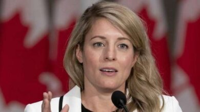 وزيرة الخارجية الكندية ميلاني جولي