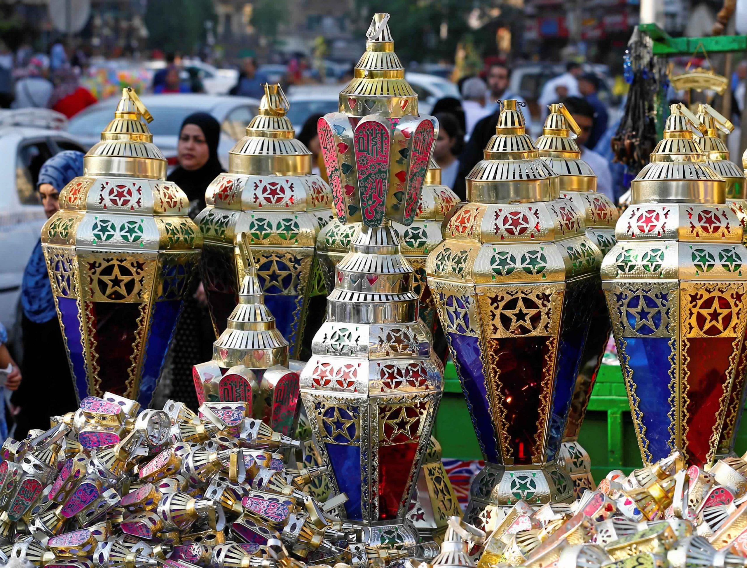 أسعار فوانيس رمضان 2025.. اختيارات متنوعة تناسب كل الميزانيات