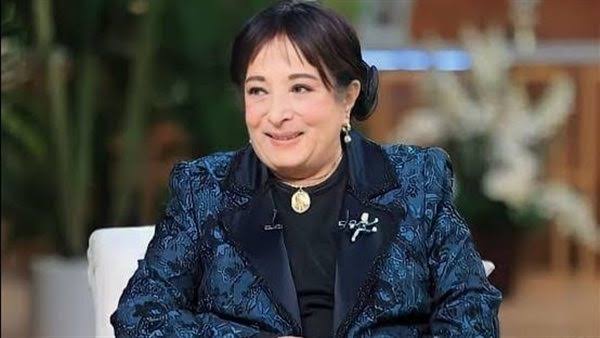 سميرة عبد العزيز