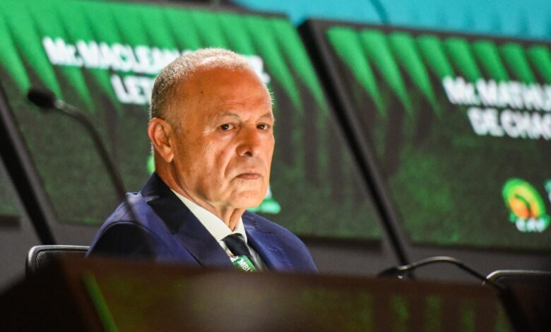 موتسيبي يهنىء أبو ريدة على فوزه برئاسة اتحاد شمال أفريقيا