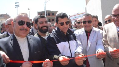 وزير الشباب والرياضة ورئيس الهيئة العربية للتصنيع يفتتحان مركز شباب محمد صلاح