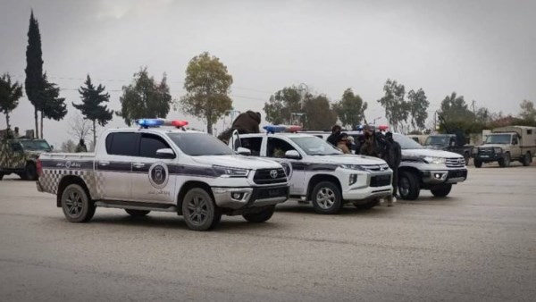 عناصر من الأمن السوري
