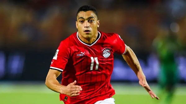 مصطفى محمد يعتذر عن واقعة مباراة مصر وسيراليون