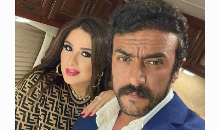 ياسمين عبد العزيز وأحمد العوضي