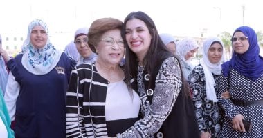 منشور إنجي منصور يشعل السوشيال ميديا بعد سرقة فيلا نوال الدجوي