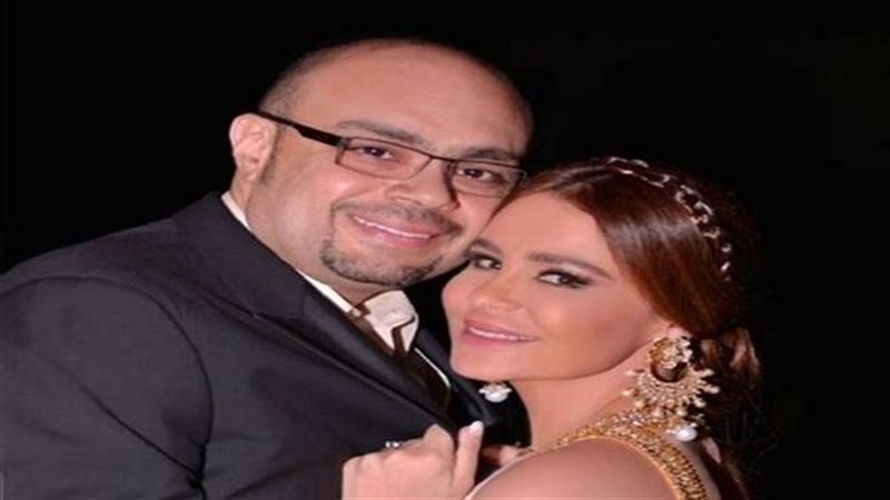 وليد مصطفى وزوجته كارول سماحة