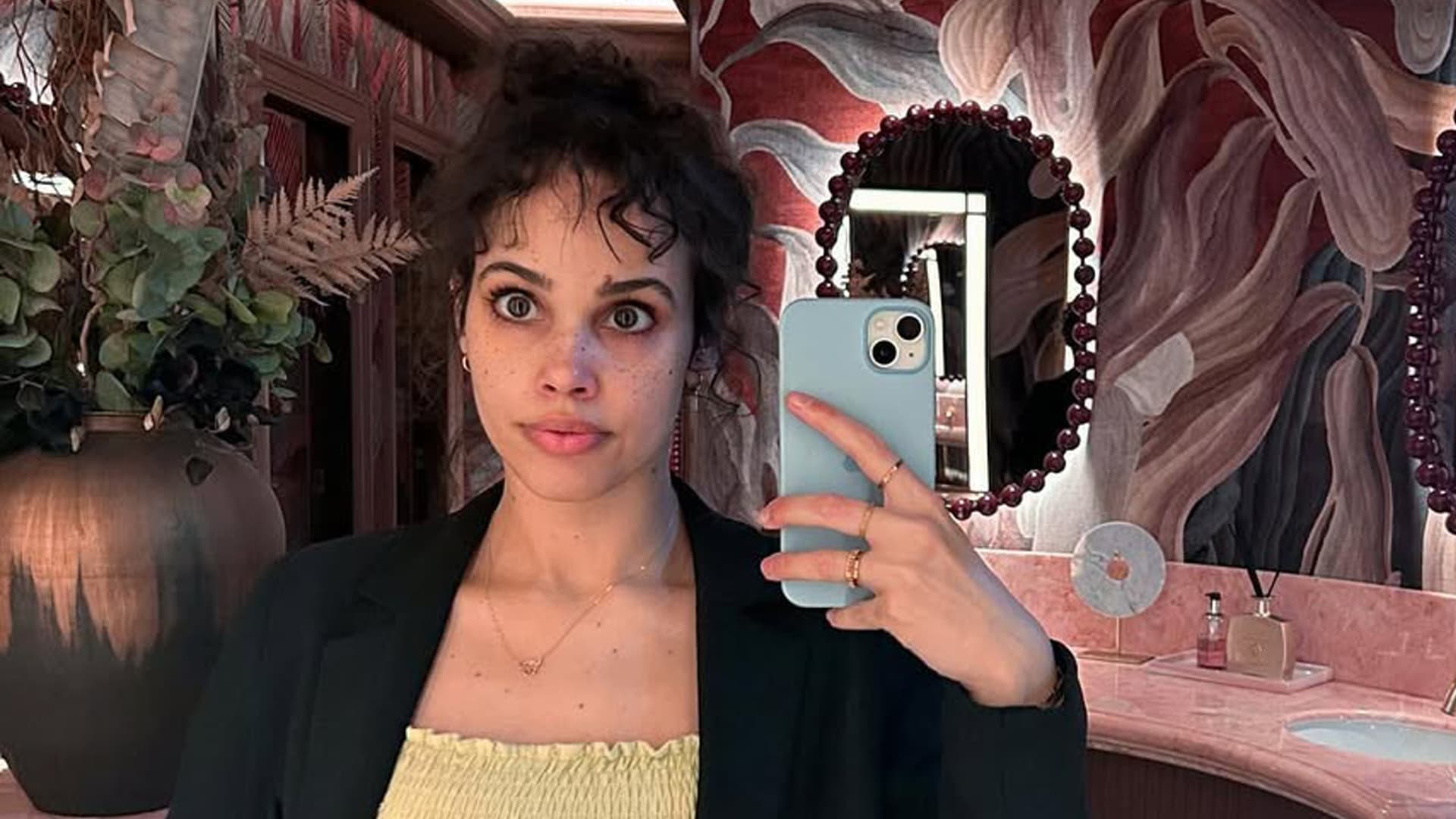 نور عمرو دياب 