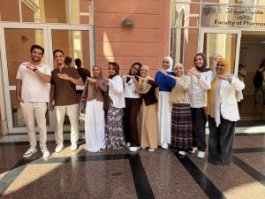طلاب صيدلة مصريون يتركون بصمتهم في البرنامج الدولي للتبادل الطلابي SEP