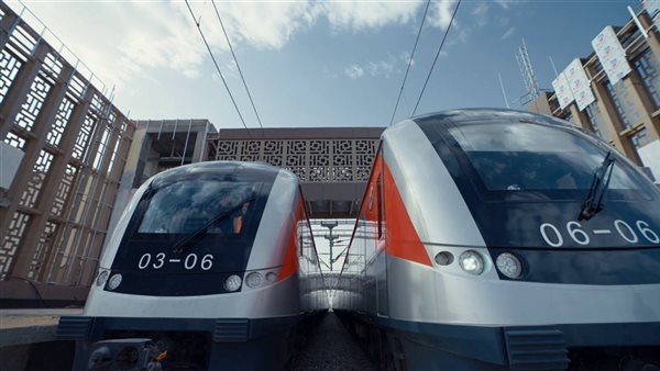 القطار الكهربائي الخفيف