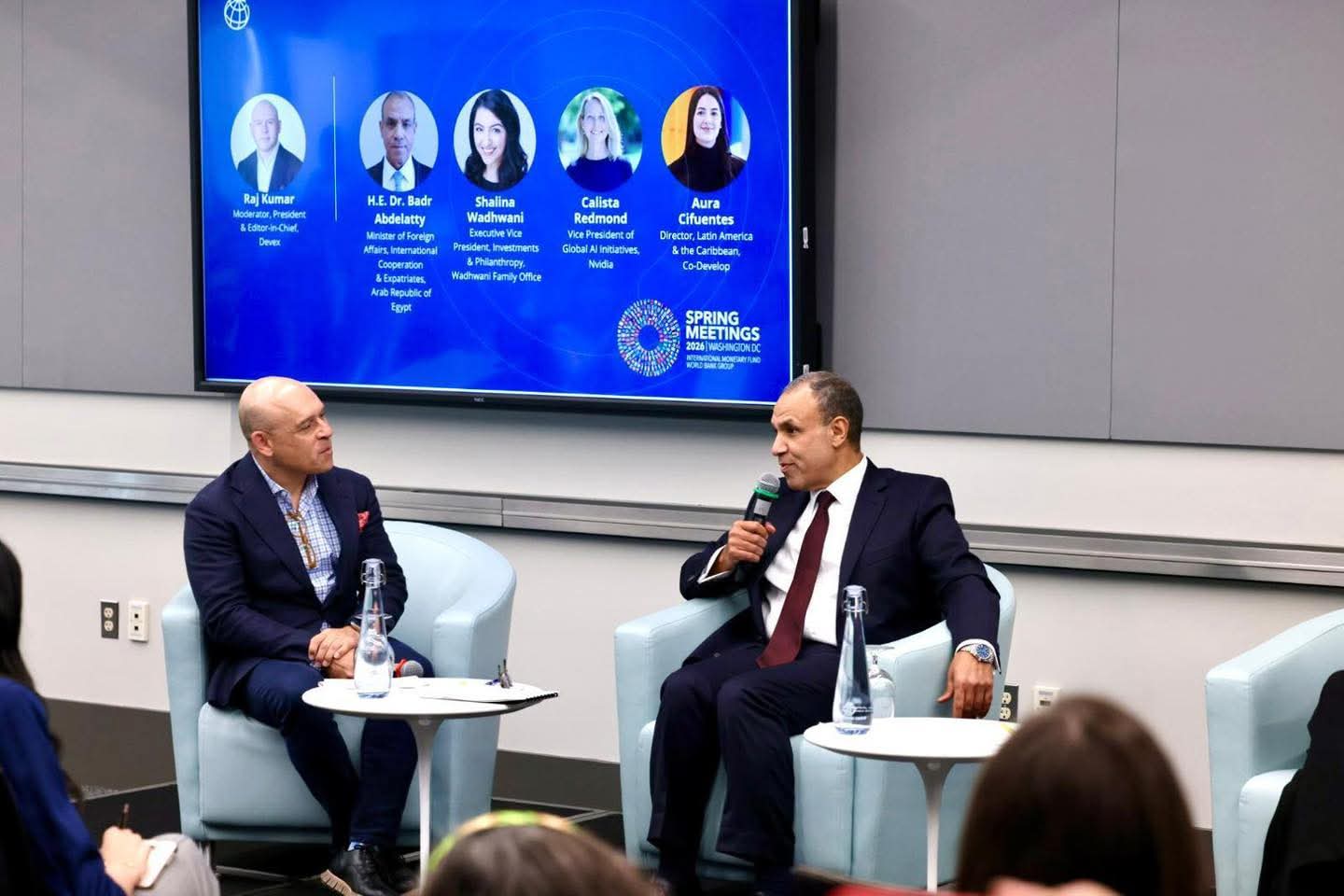 وزير الخارجية 