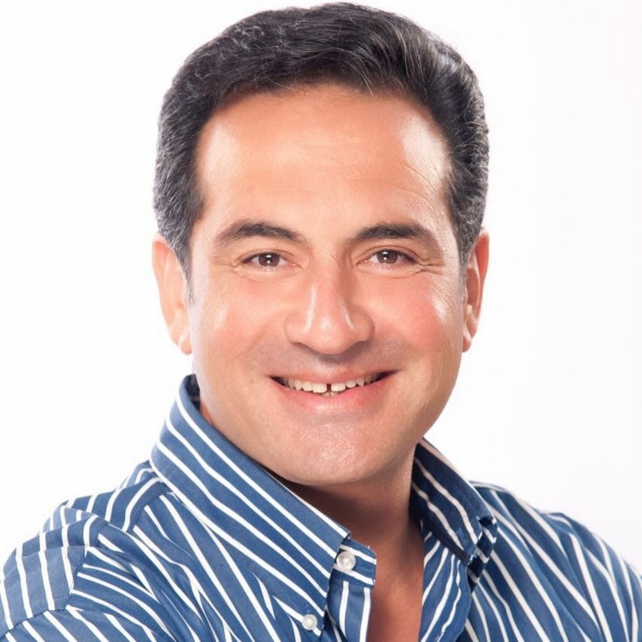 الفنان محمد ثروت