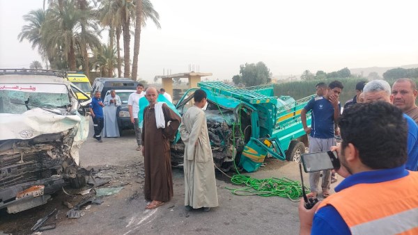 حادث سيارتين