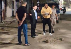 النيابة العامة تعاين موقع الحادث 
