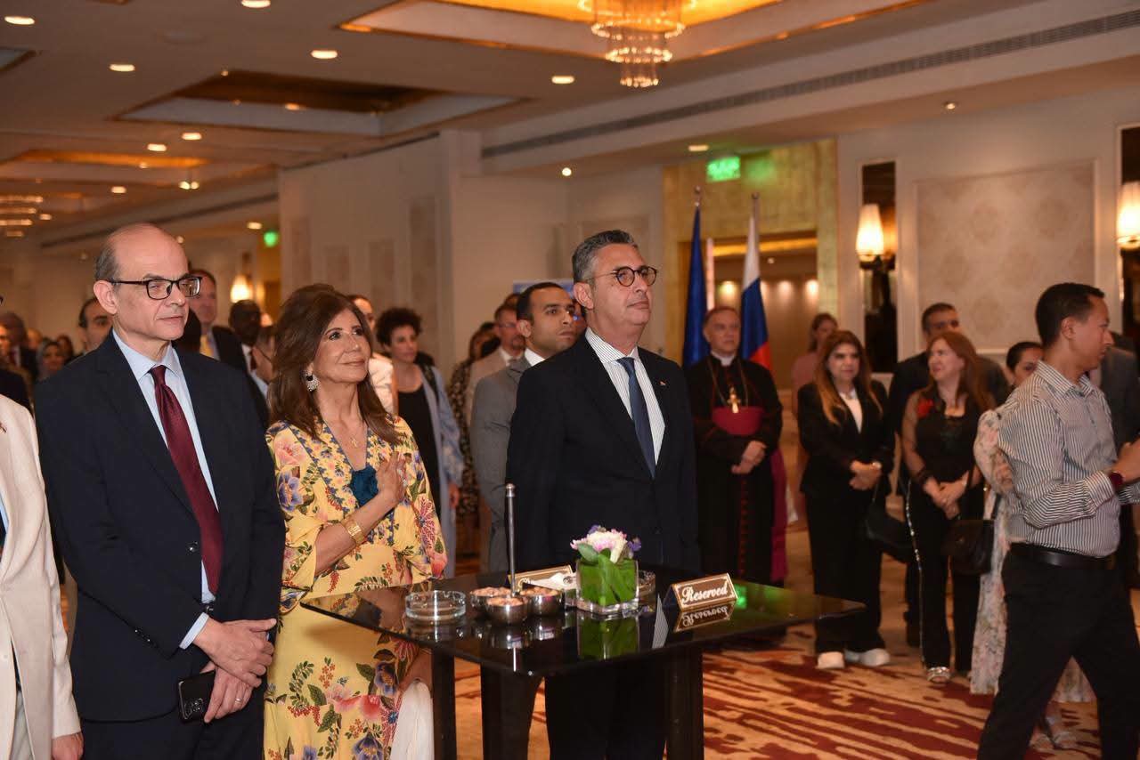 وزير التموين والتجارة الداخلية 