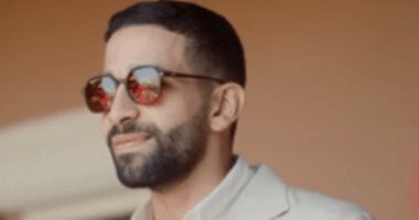 المطرب عمرو جابر