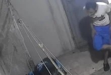 المتهم بالتعدي على والدته المسنة